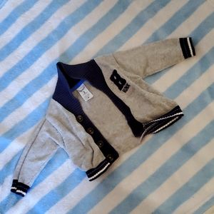 Carters hunk sweater